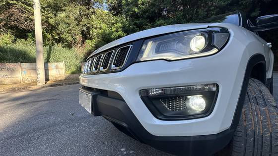 JEEP COMPASS 2.0 16V DIESEL LONGITUDE 4X4 AUTOMÁTICO